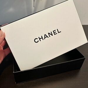 CHANEL black and white gift box- AUTHENTIC